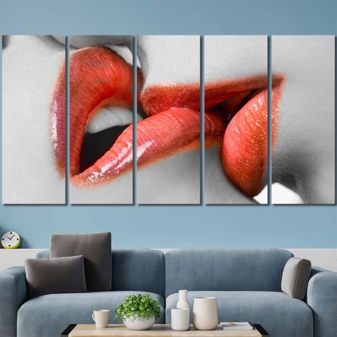 Kissing Lips Print Art Canvas with Frame Layout-Five Panels Regular