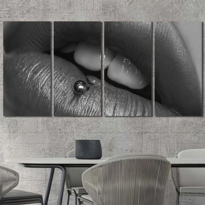 Labret Lips HD Printed Picture with Frame Layout-Four Panels Regular